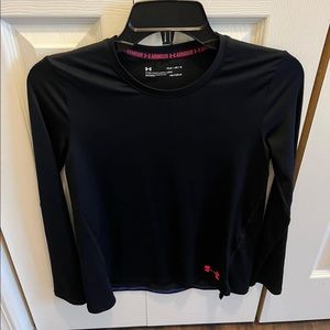 Under armor long sleeve barley worn